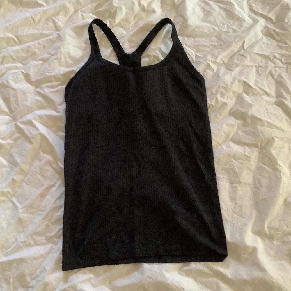 Lululemon swiftly tanK size 8